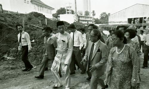 KL09_190190_PELANCONGAN