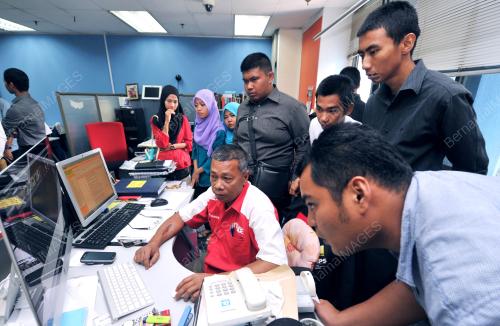 KL09_19022014_LAWATAN
