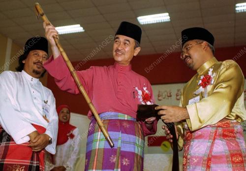KL09_19022016_TPM_TONGKAT