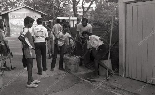 GOTONG-ROYONG