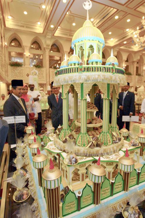 TUANKU MIZAN ZAINAL ABIDIN
