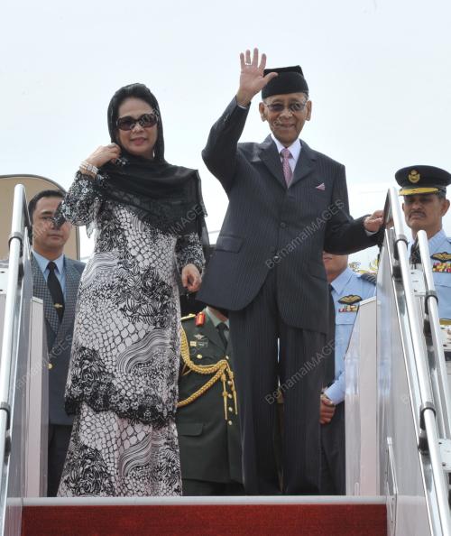 KL09_19102012_AGONG