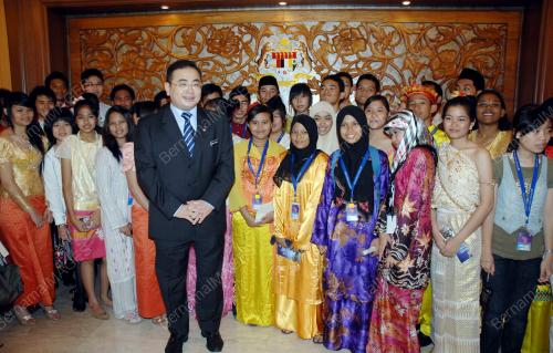 WEE KA SIONG