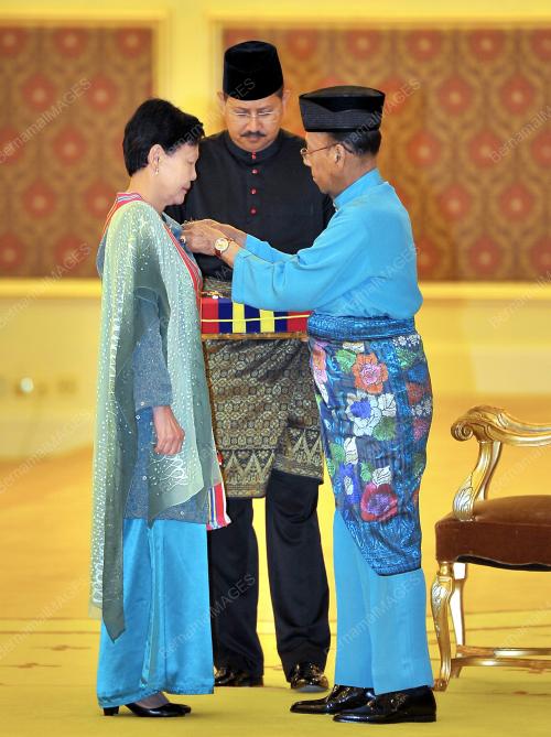 KL09_19112015_AGONG