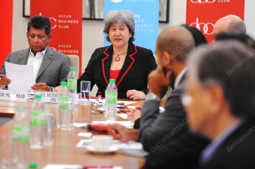 KL09_20042017_ROUNDTABLE_BN201704140059