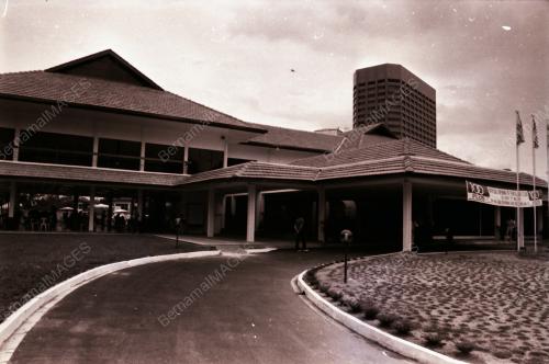 DATO' SERI DR LING LIONG SIK