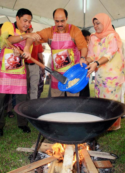 ZULHASNAN RAFIQUE