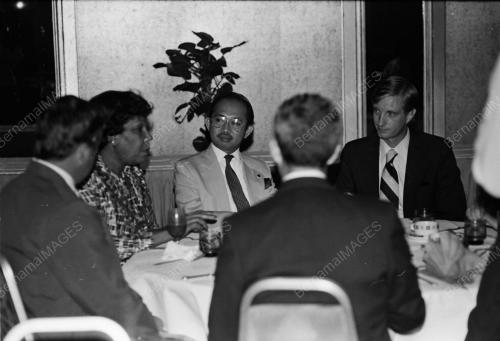 TENGKU TAN SRI RAZALEIGH HAMZAH