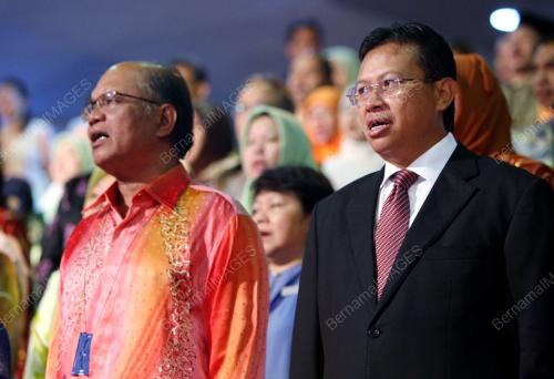 AHMAD SHABERY CHEEK