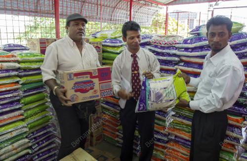 KL09_21012015_BANTUAN_BANJIR