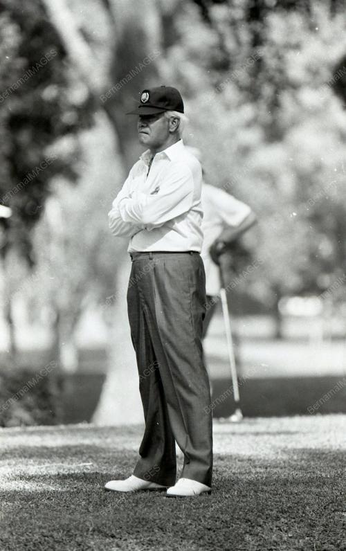 KL09_210390_GOLF