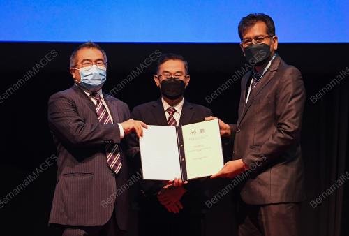 DR CHING THOO KIM