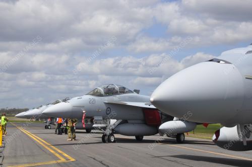 BOEING'S_SUPER HORNET