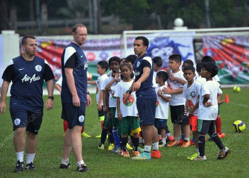 KL09_21112014_CSR