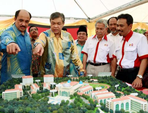 AHMAD ZAHID HAMIDI