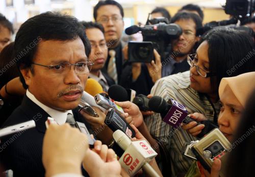 MOHD SHAFIE APDAL