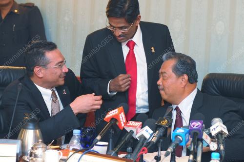 TAN SRI MUHYIDDIN MOHD YASSIN