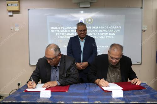 DATUK SERI NORAZLAN MOHD RAZALI