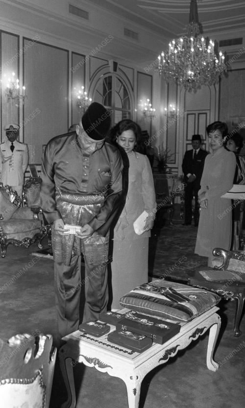 KL09_23012015_AGONG_PINGAT