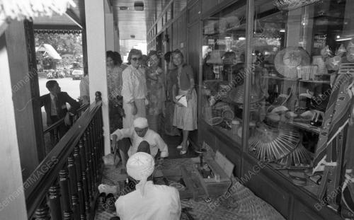 KL09_23012015_ISTERI_LAWAT