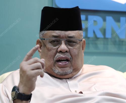 DATUK SERI AB RAUF YUSOH