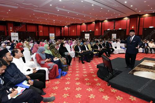 KL09_23042019_TOWNHALL_BN201904197329