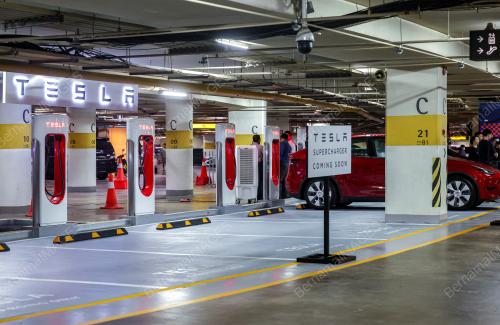TESLA SUPERCHARGER