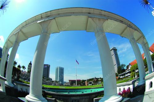BANDAR IMPIAN