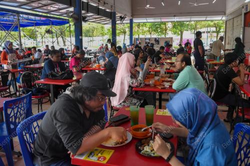 PENGUSAHA GERAI DAN RESTORAN NAIKKAN HARGA