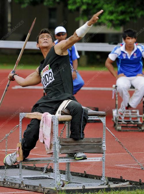 KL09_24042012_PARALIMPIK