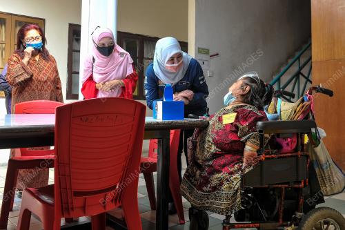 DATUK SERI RINA MOHD HARUN