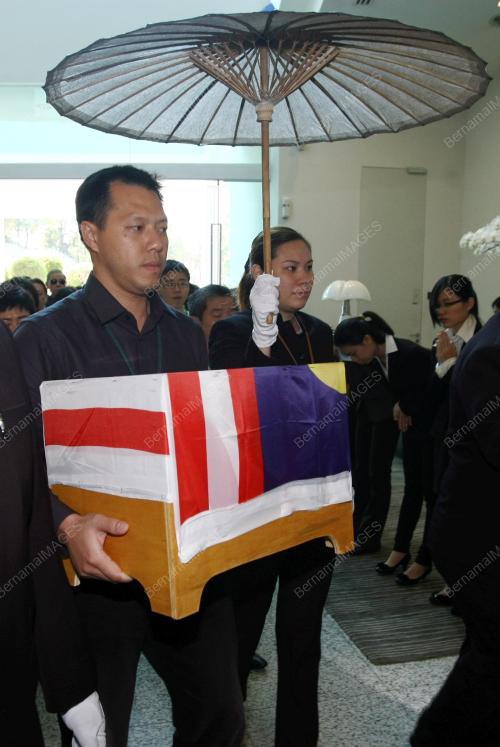 KL09_24082014_MH17