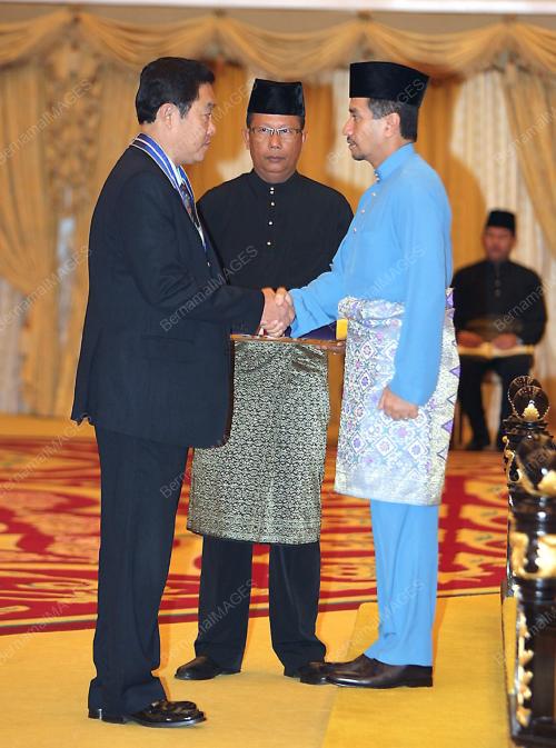TUANKU MIZAN ZAINAL ABIDIN