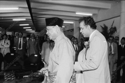 TUNKU ABDUL RAHMAN LANCAR BANGUNAN