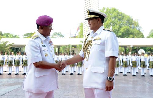 KL09_25022015_KUNJUNGAN