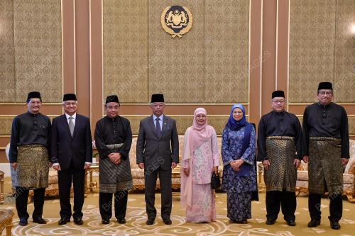 AL-SULTAN ABDULLAH RI'AYATUDDIN AL-MUSTAFA BILLAH SHAH