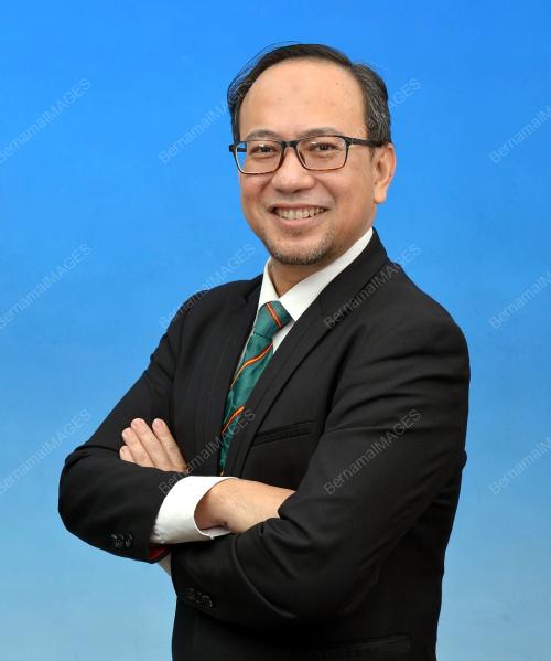 DR JOHARI YAP