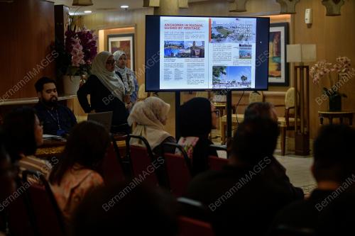 DATUK SERI DR MAIMUNAH MOHD SHARIF