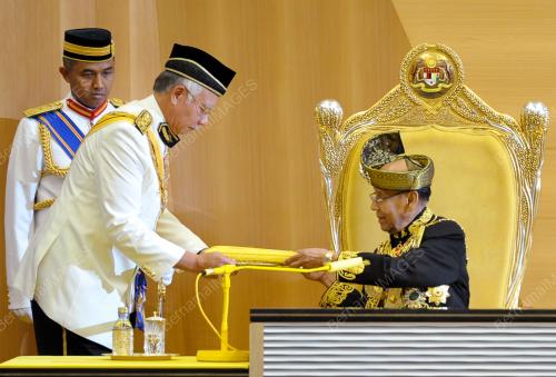 KL09_25062013_AGONG