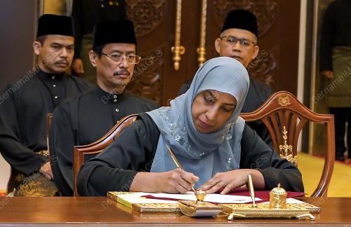 KL09_25062019_AGONG_BN201906212885