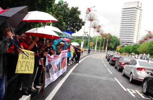 KL09_25112015_DEMO_BAUKSIT