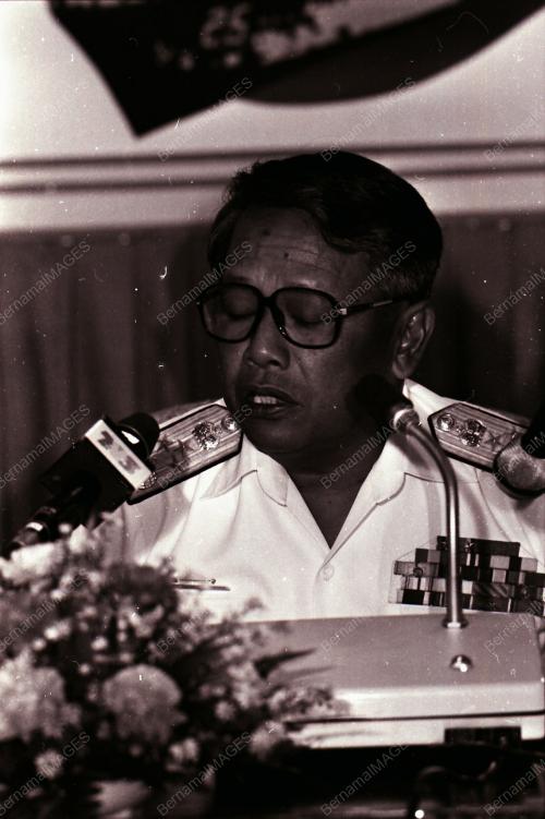 PANGLIMA TENTERA LAUT
