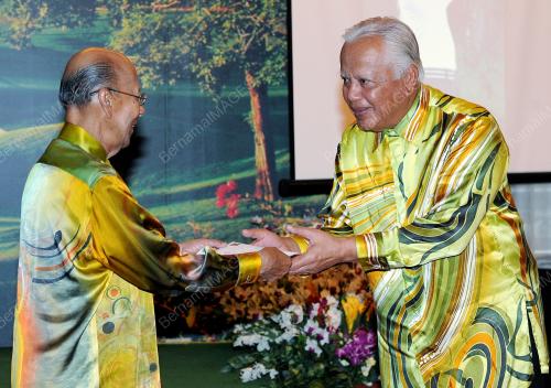 KL09_26022012_JUARA