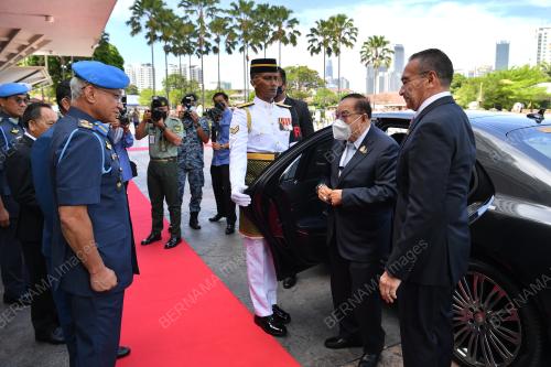 DATUK SERI HISHAMMUDDIN TUN HUSSEIN