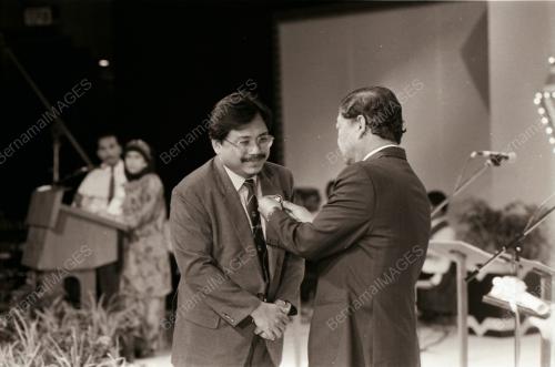 ANUGERAH KHIDMAT CEMERLANG
