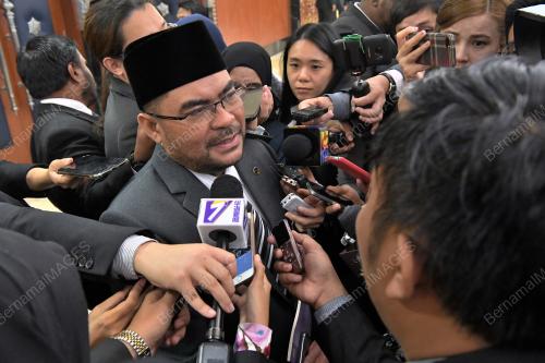 KL09_26072018_PARLIMEN