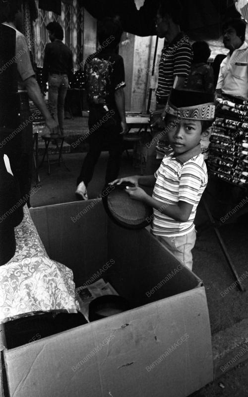 KL09_27072015_CHOW_KIT