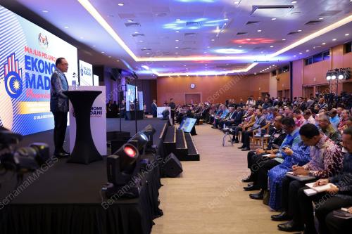 DATUK SERI ANWAR IBRAHIM