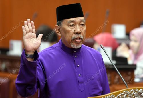KL09_27082018_PARLIMEN