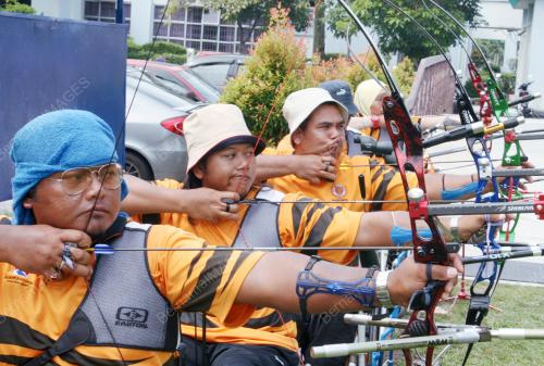 ATLET PARALIMPIK MEMANAH MALAYSIA